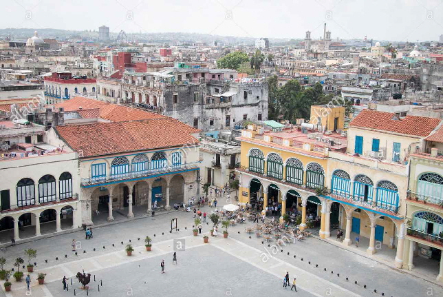 la-plaza-vieja-la-habana-vieja-la-vieille-havane-la-havane-cuba-e4f0jh[1]